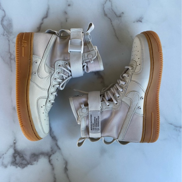 Nike Shoes - NIKE Special Field Air Force 1 String & Gum Tan Military Inspired SF AF1 Unisex